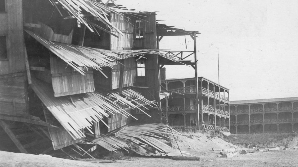 Moclips Hotel after Storm 1911
