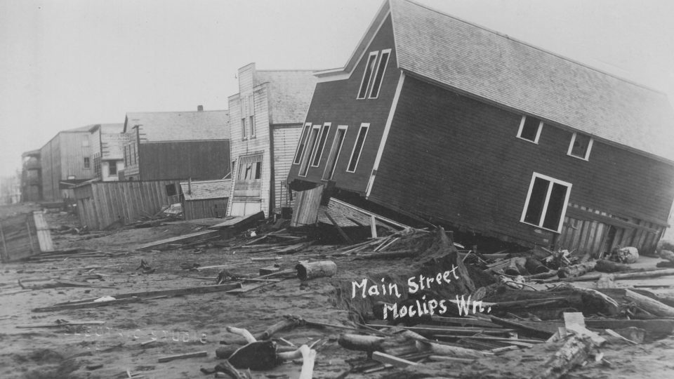 Moclips Storm After on Main St Pacific Avenue with Hotel far left distance 1911